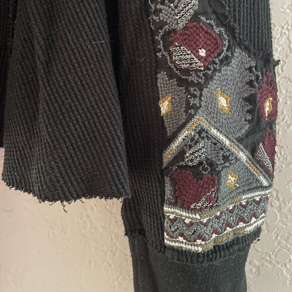 Free People x Marion Black Burgundy Embroidered Waffle Thermal Top Long Sleeve - Picture 4 of 9